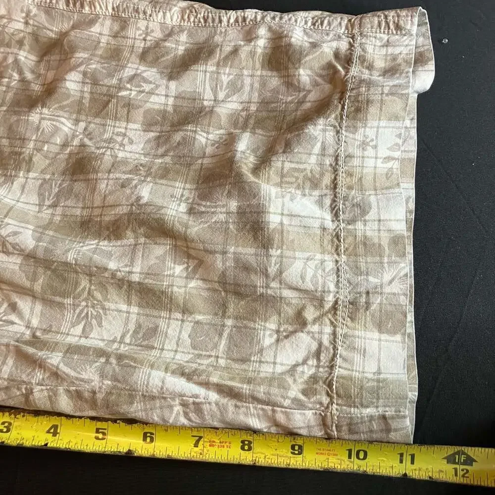 Urban Pipeline Men's Tan Plaid Floral Cotton Shorts Size 30